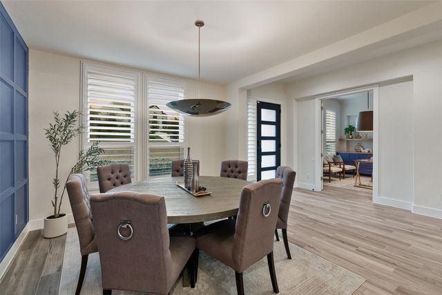 207 LODESTONE LN, Austin, TX 78738
