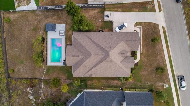 207 LODESTONE LN, Austin, TX 78738