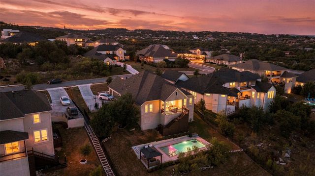 207 LODESTONE LN, Austin, TX 78738