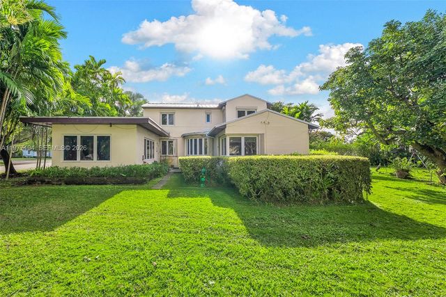 701 SW 27th Rd, Miami, FL 33129