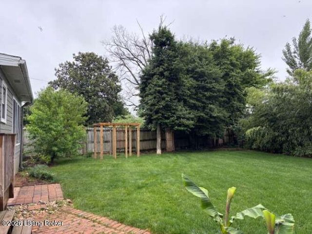 107 Don Allen Rd, Richlawn, KY 40207