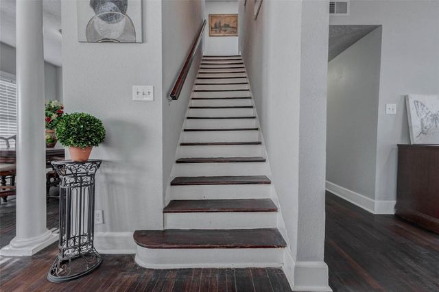 2410 Cleburne Street, Houston, TX 77004