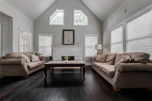 2410 Cleburne Street, Houston, TX 77004