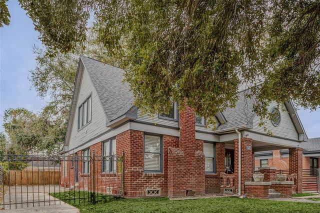 2410 Cleburne Street, Houston, TX 77004