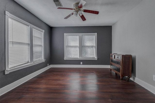 2410 Cleburne Street, Houston, TX 77004