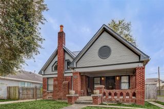 2410 Cleburne Street, Houston, TX 77004