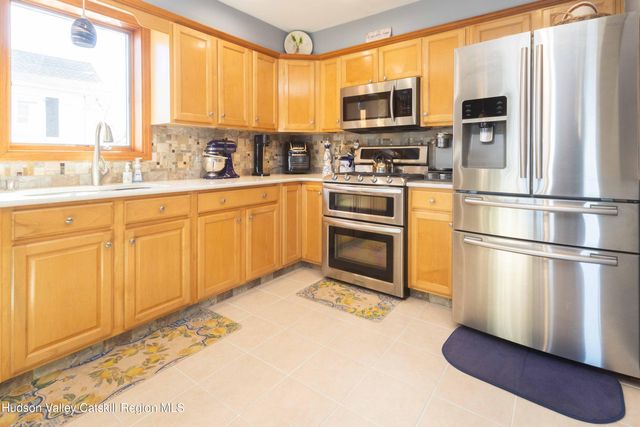 135 Hudson Street, Glasco, NY 12432