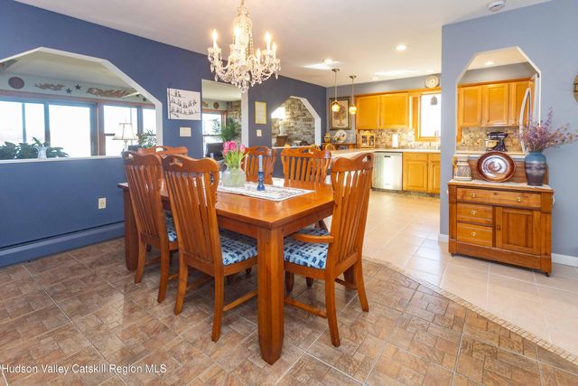 135 Hudson Street, Glasco, NY 12432