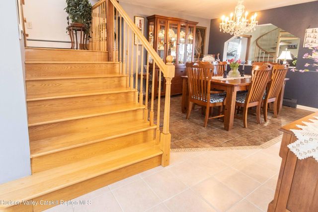 135 Hudson Street, Glasco, NY 12432