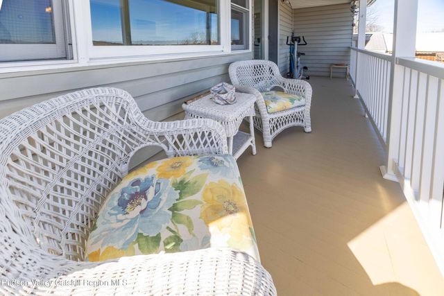 135 Hudson Street, Glasco, NY 12432