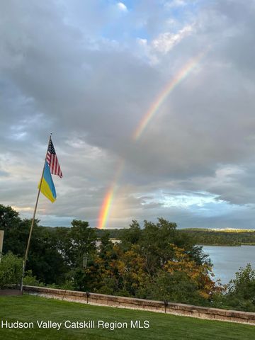 135 Hudson Street, Glasco, NY 12432