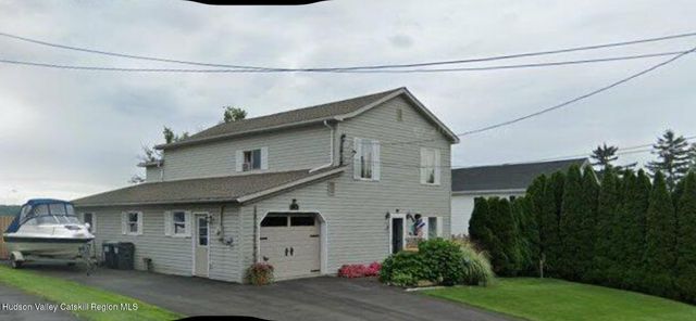 135 Hudson Street, Glasco, NY 12432