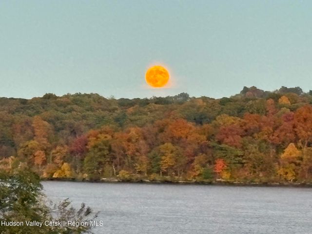 135 Hudson Street, Glasco, NY 12432