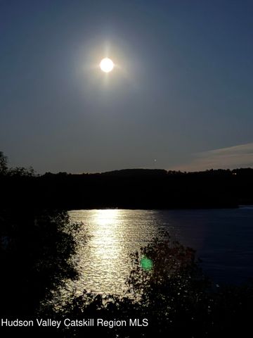 135 Hudson Street, Glasco, NY 12432