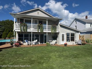 135 Hudson Street, Glasco, NY 12432