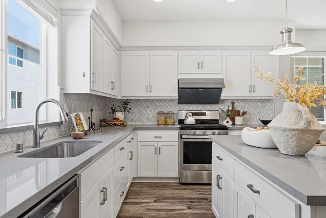 37627 Estuary Street, Newark, CA 94560