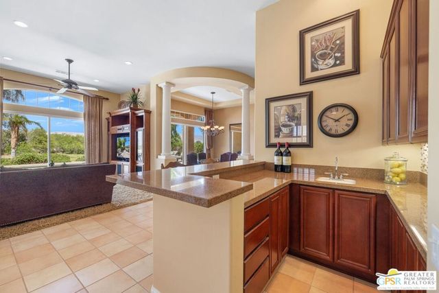 31 Calle Del Norte, Rancho Mirage, CA 92270