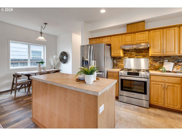 8029 Se Tolman St, Portland, OR 97206