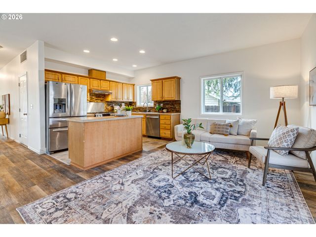 8029 Se Tolman St, Portland, OR 97206