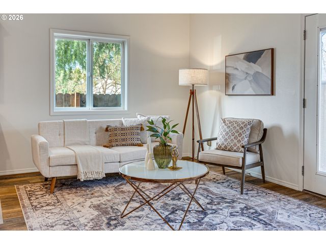 8029 Se Tolman St, Portland, OR 97206