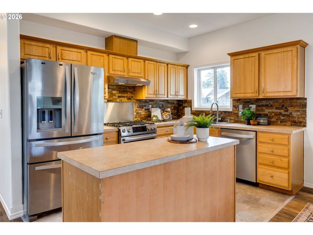 8029 Se Tolman St, Portland, OR 97206