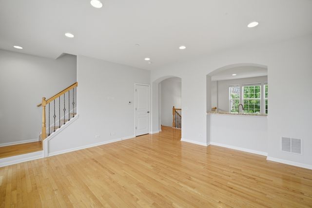 3129 CORAL Lane, Glenview, IL 60026