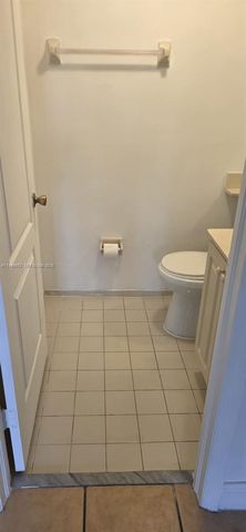 7475 W 22nd Ave 206, Hialeah, FL 33016