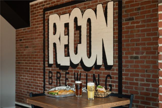 223 Oliver Way, Cranberry Twp, PA 16066