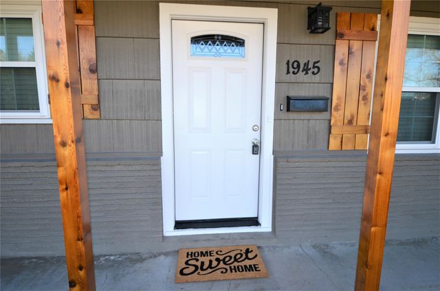 1945 Coulcrest Drive, Houston, TX 77055