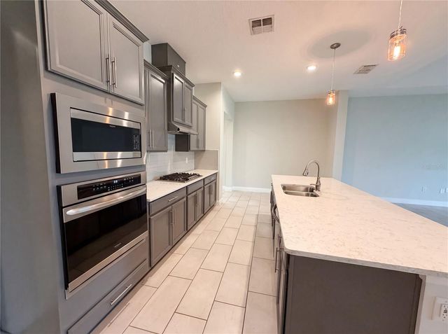 432 NOWELL LOOP, Deland, FL 32724