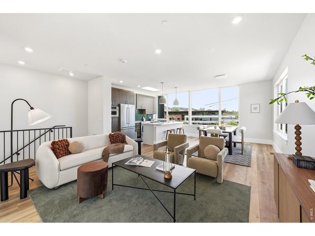 1633 17th St B, Boulder, CO 80302