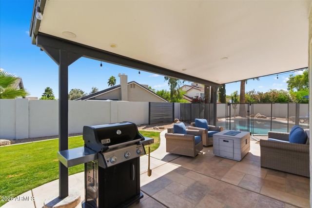 9055 E RIVIERA Drive, Scottsdale, AZ 85260