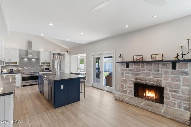 9055 E RIVIERA Drive, Scottsdale, AZ 85260