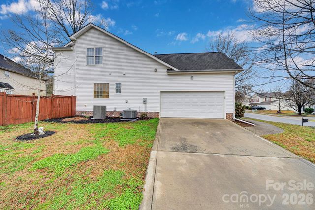 9319 Arbor Creek Drive, Charlotte, NC 28269