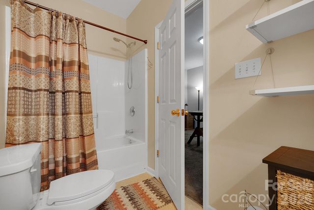 9319 Arbor Creek Drive, Charlotte, NC 28269