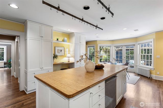 3115 Cascadia Avenue S, Seattle, WA 98144