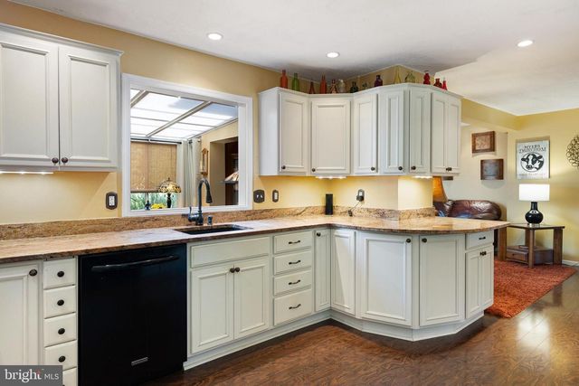 2324 KENNWYNN RD, Wilmington, DE 19810