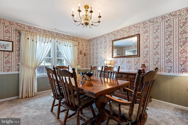 2324 KENNWYNN RD, Wilmington, DE 19810
