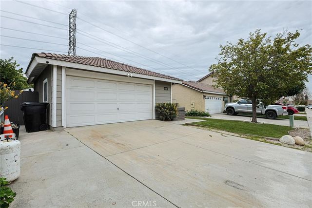 14125 Green Vista, Fontana, CA 92337