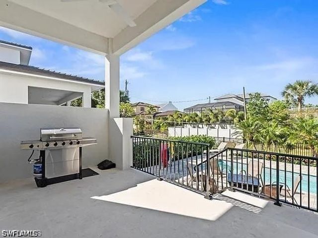 515 91st AVE N 1 WEST, Naples, FL 34108