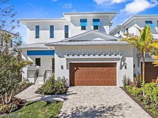 515 91st AVE N 1 WEST, Naples, FL 34108