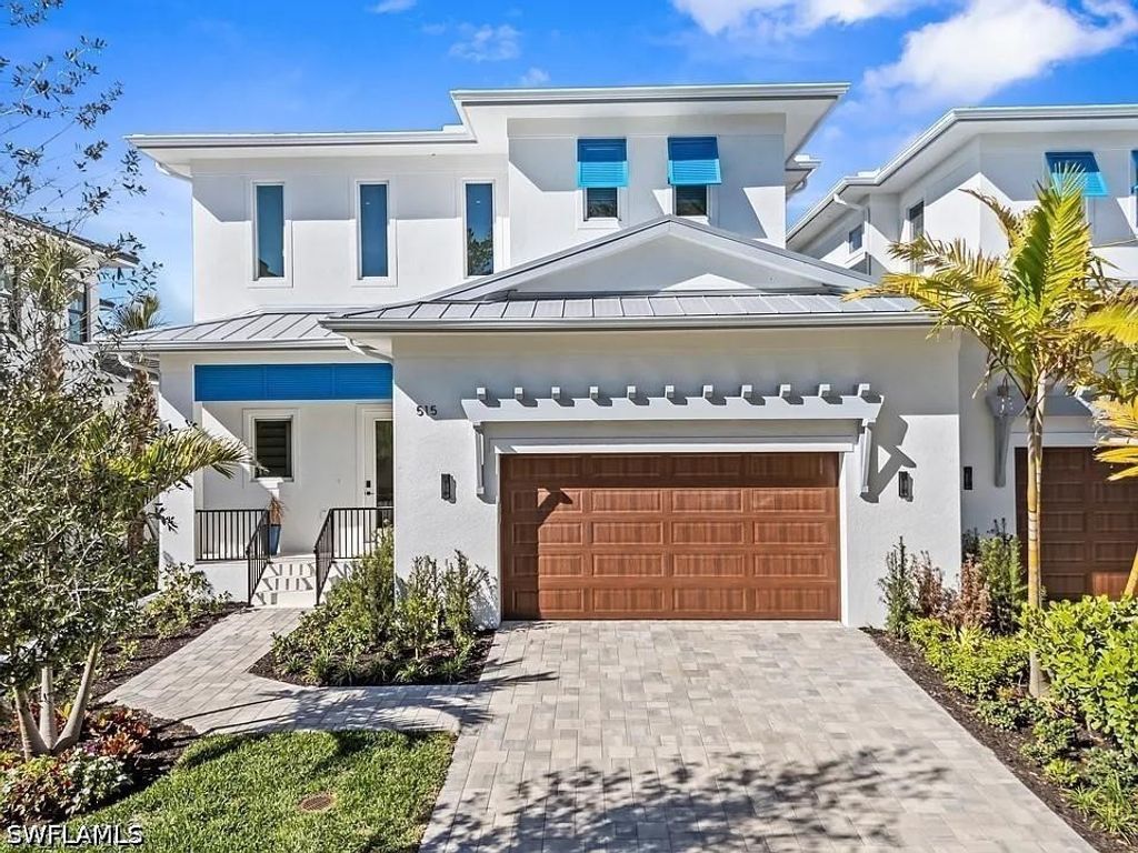 515 91st AVE N 1 WEST, Naples, FL 34108