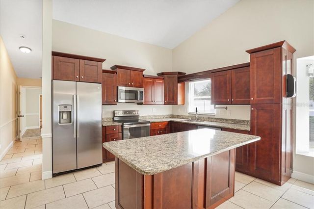15272 SPINNING WHEEL LANE, Brooksville, FL 34604