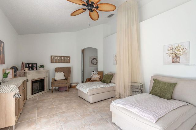 18 LEE DRIVE, Palm Coast, FL 32137