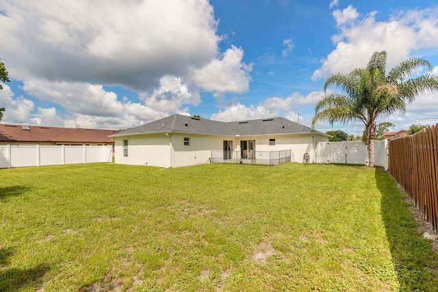 18 LEE DRIVE, Palm Coast, FL 32137