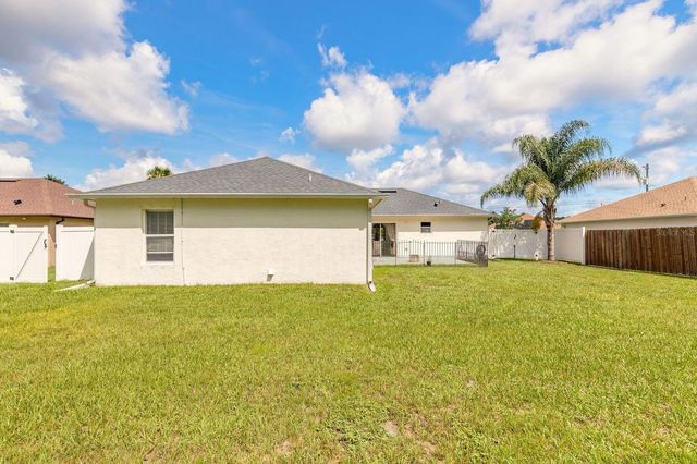 18 LEE DRIVE, Palm Coast, FL 32137