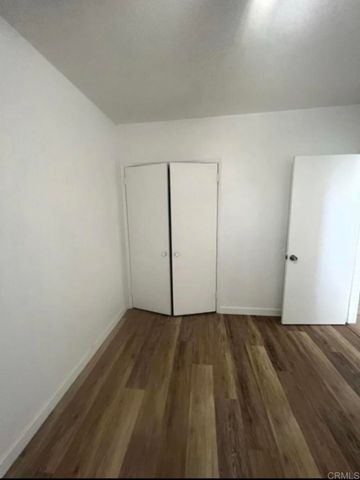 321 331 Roanoke Road, El Cajon, CA 92020