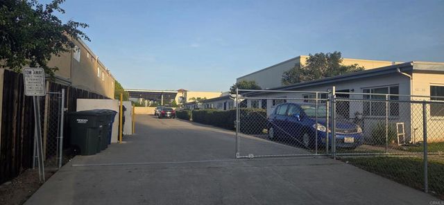 321 331 Roanoke Road, El Cajon, CA 92020