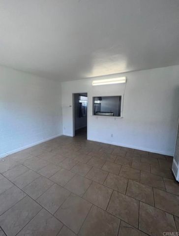 321 331 Roanoke Road, El Cajon, CA 92020