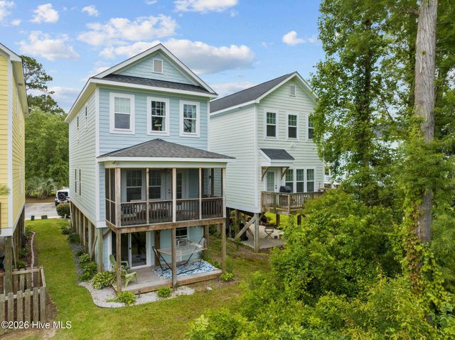 1250 Charleston Common Drive, Leland, NC 28451